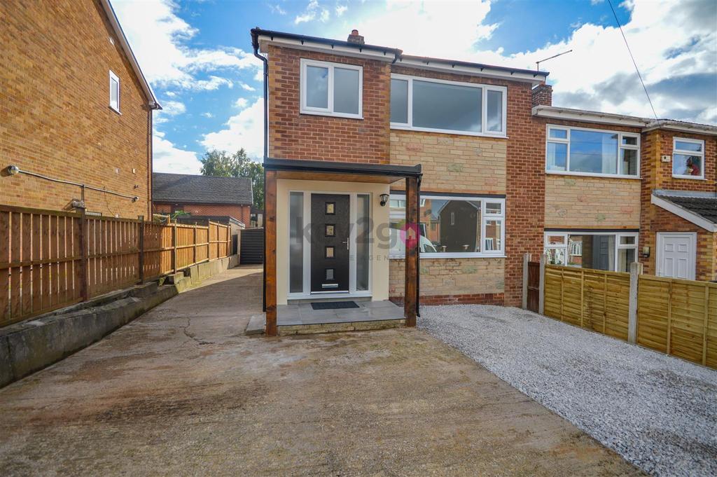 Chestnut Road, Swallownest, Sheffield, S26 3 bed semidetached house