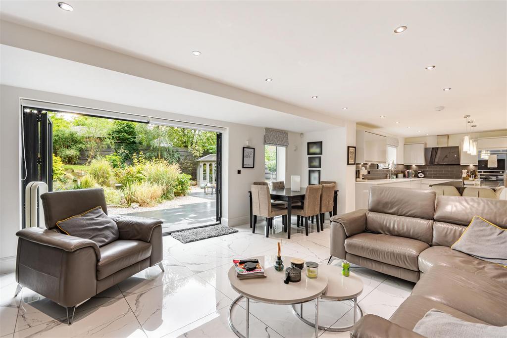 Rockcliffe Grange, Mansfield 4 bed detached house £600,000