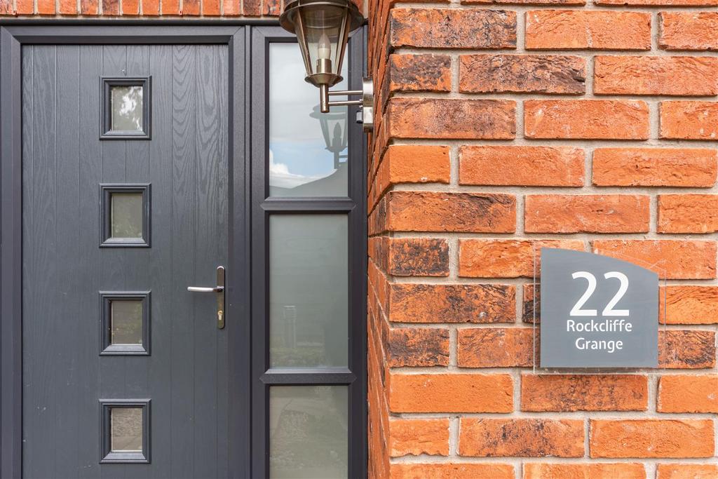 8522912-exterior16.jpg