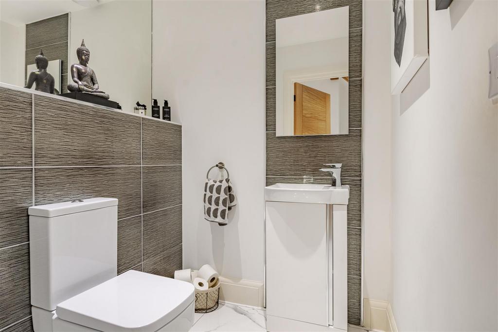 8522912-interior23.jpg