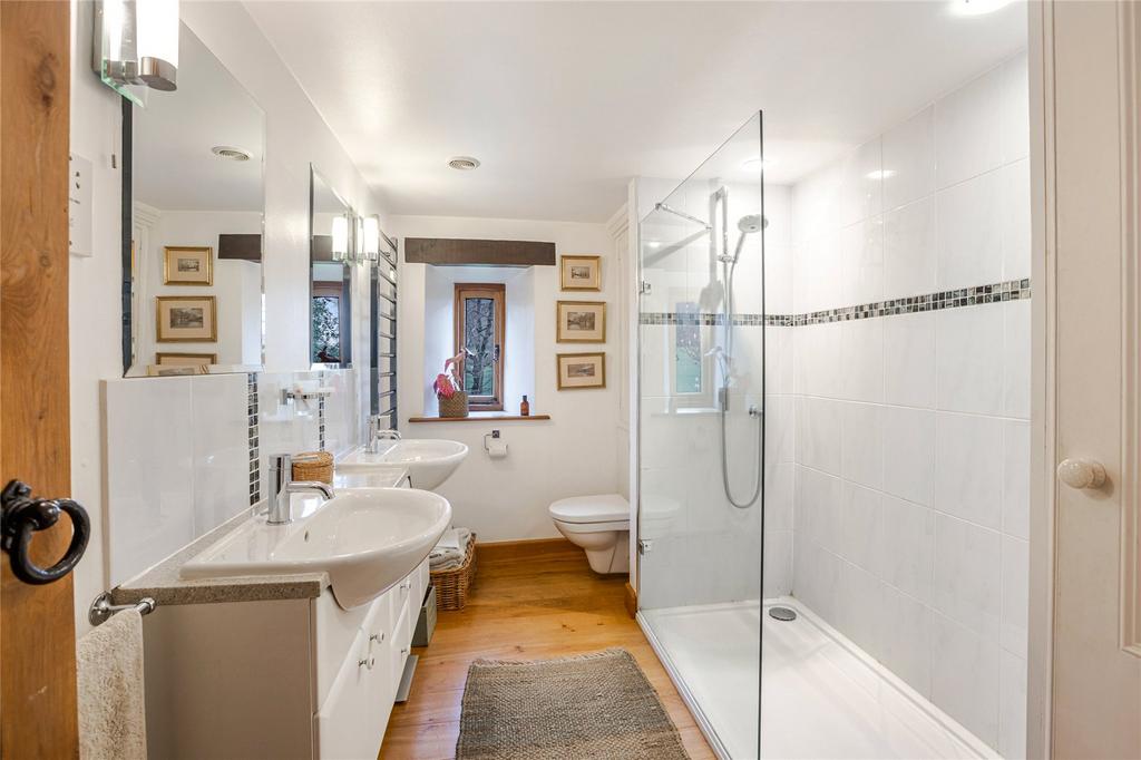 Bedroom 1 Ensuite