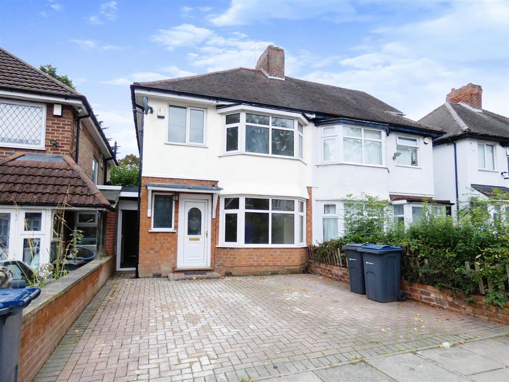 Derrydown Road, Great Barr, Birmingham 3 bed semidetached house for sale £265,000