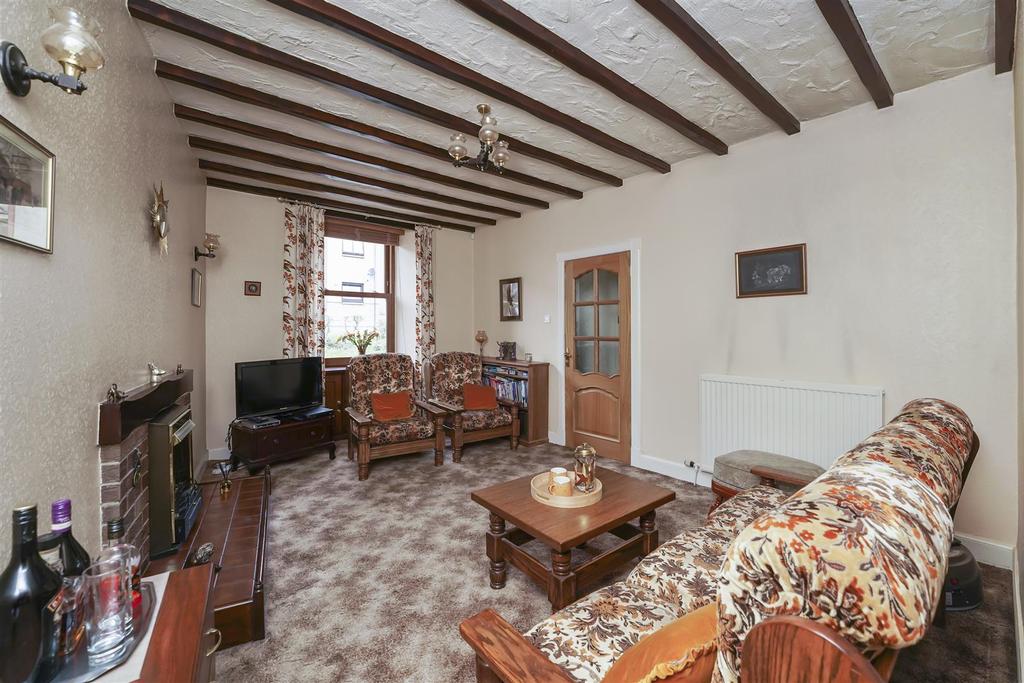 50 William Street, Dunfermline, KY12 8BG 3 bed end of terrace house £