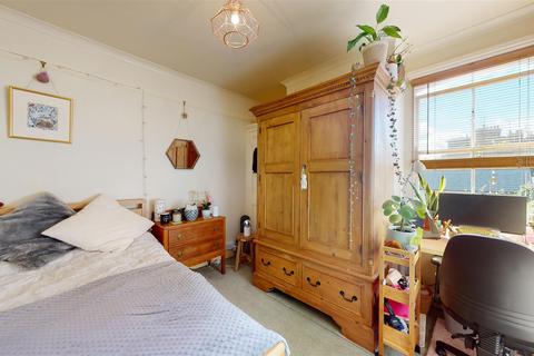 14 Athelstan Road, Faversham, ME13 8QJ