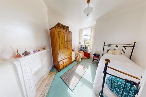 14 Athelstan Road, Faversham, ME13 8QJ