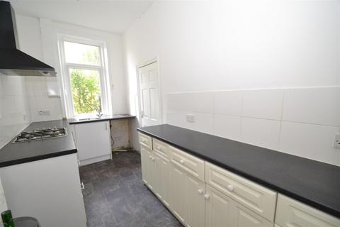 2 bedroom end of terrace house for sale - Firth Road, Heaton BD9
