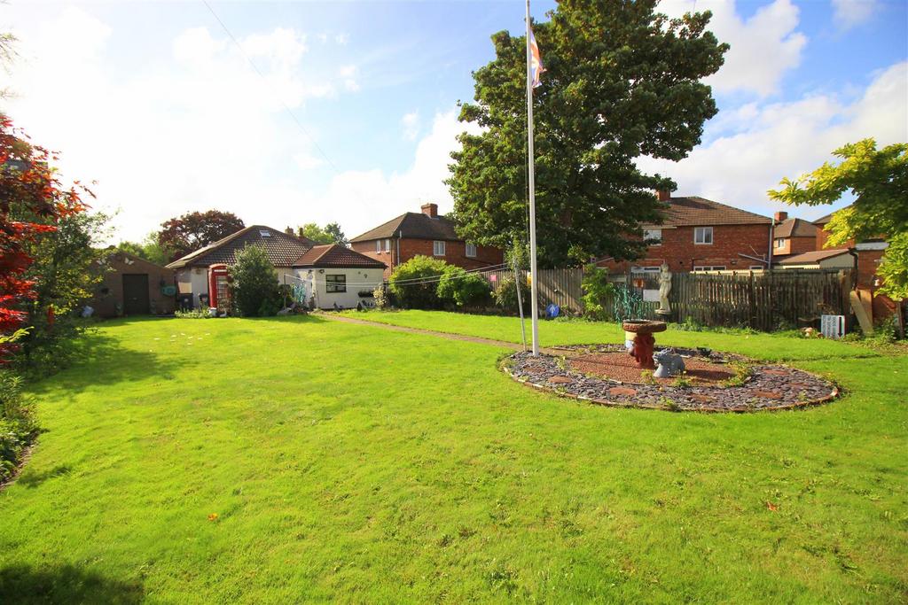 Thompson Street West, Darlington 3 bed bungalow for sale £200,000