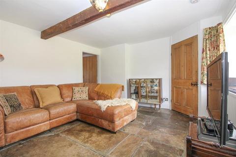 Little House Apperley Lane, Rawdon, Leeds, LS19 7EG