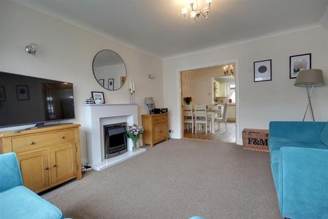 3 bedroom end of terrace house for sale - Richmond Road, Hessle