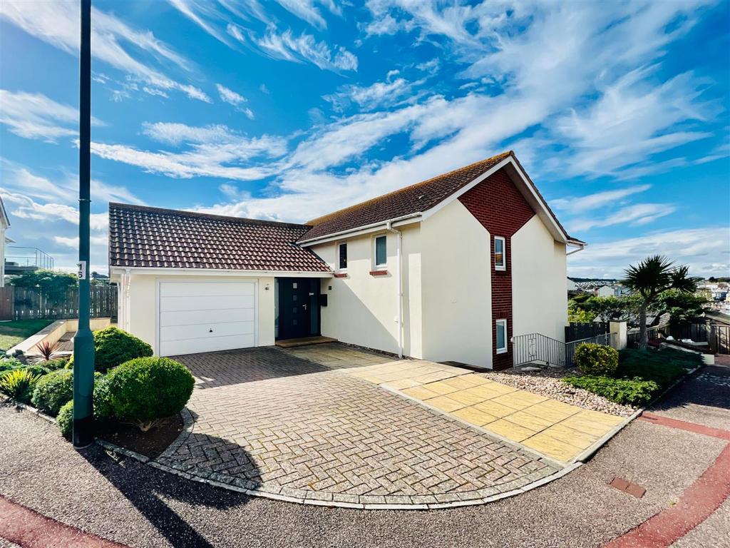 Washbourne Close, Wall Park, Brixham 3 bed detached house for sale £