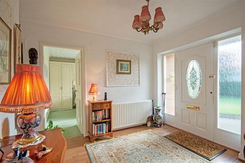 18 Park View Road, Sutton Coldfield, B74 4PT