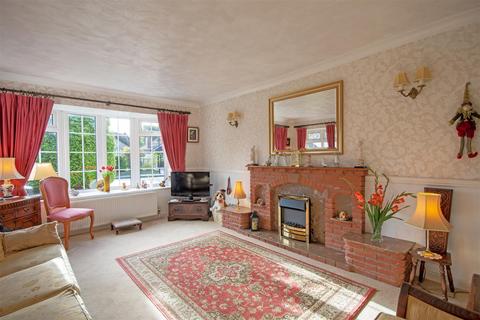 18 Park View Road, Sutton Coldfield, B74 4PT