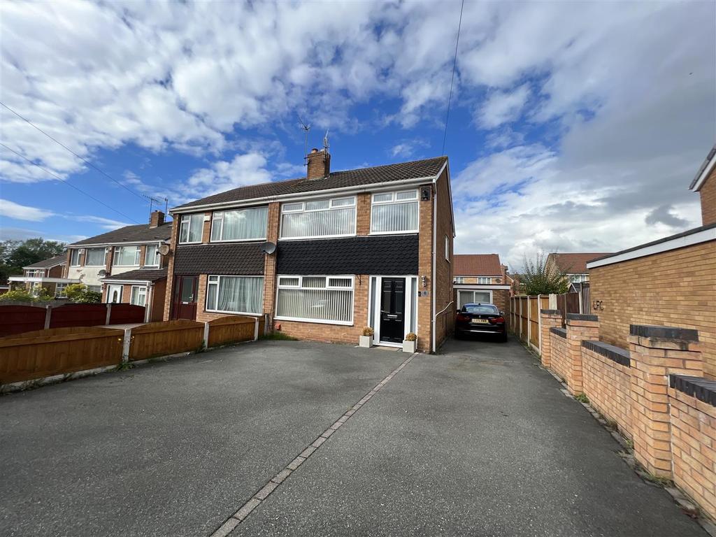Christleton Close, Prenton, Wirral 3 bed semidetached house £200,000