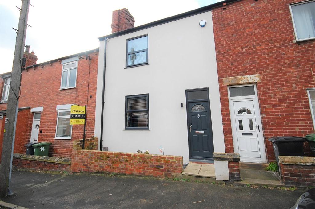 12strawberryavenue EXTERNAL.JPG