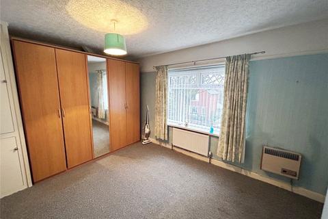 32 Browning Road, Oldham, OL1 4NF