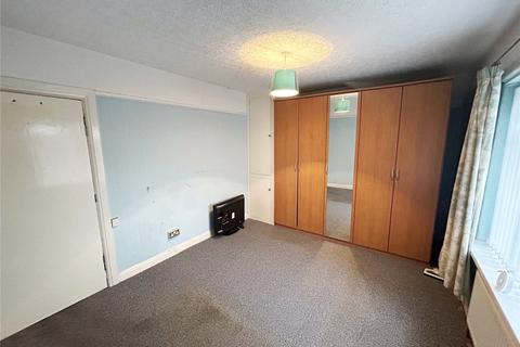 32 Browning Road, Oldham, OL1 4NF