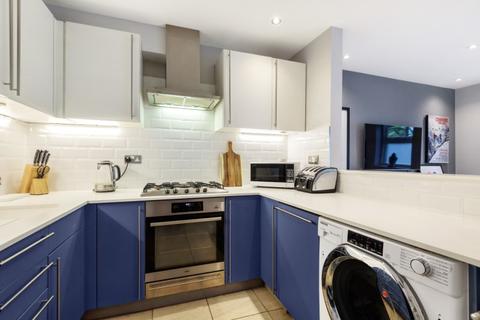 2 bedroom apartment to rent - Fawe Park Road Putney SW15