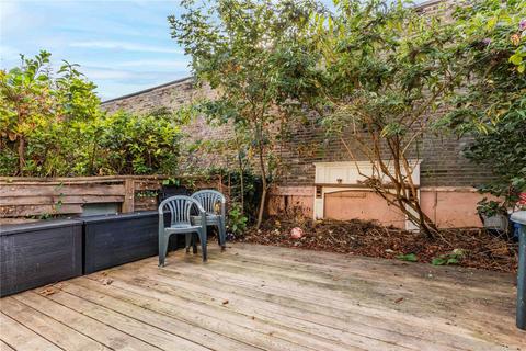 40 Lothair Road North, London, N4 1EW