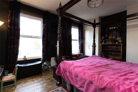 40 Lothair Road North, London, N4 1EW