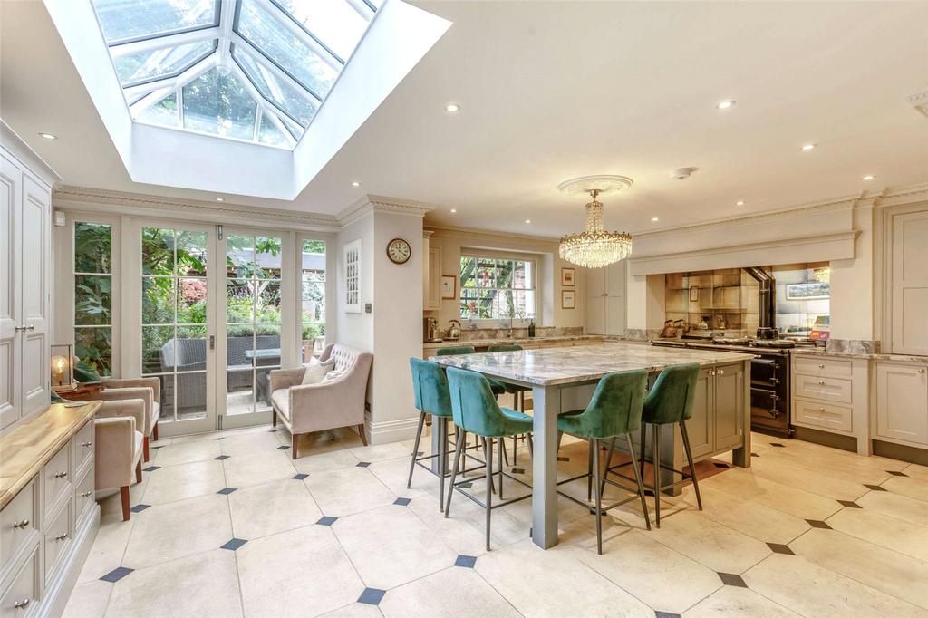Kitchen/Family Room