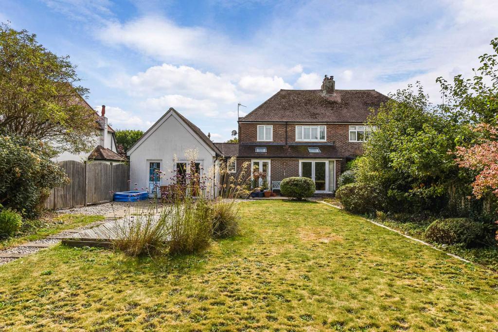 Earnley Gull House, Clappers Lane, Earnley 3 bed semi-detached house - £1,850 ...