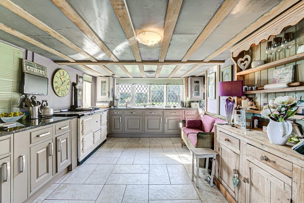 Kitchen/Breakfast