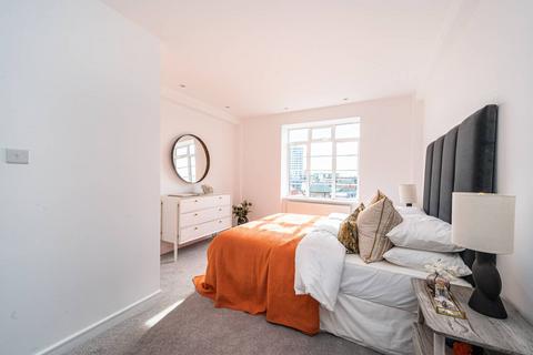 4 bedroom flat for sale, George Street, W1H, Marylebone, London, W1H