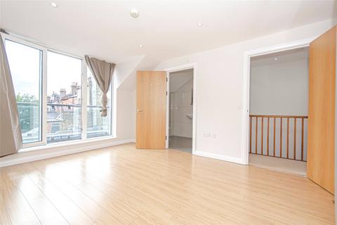 3 bedroom terraced house for sale, Lincoln Road, London, N2