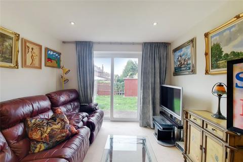 101 Fernbank Avenue, Wembley, HA0 2TT