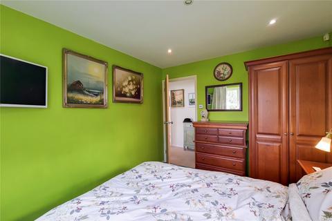 101 Fernbank Avenue, Wembley, HA0 2TT