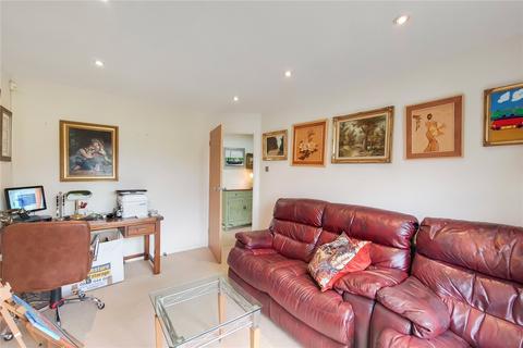 101 Fernbank Avenue, Wembley, HA0 2TT