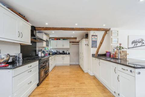4 bedroom cottage for sale - 25 The Green, Wooburn Green, HP10
