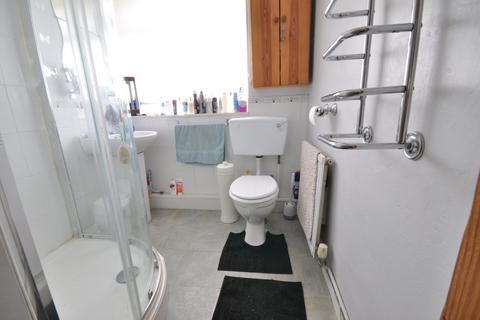 12 Windmill Close, Horley, RH6 9AG