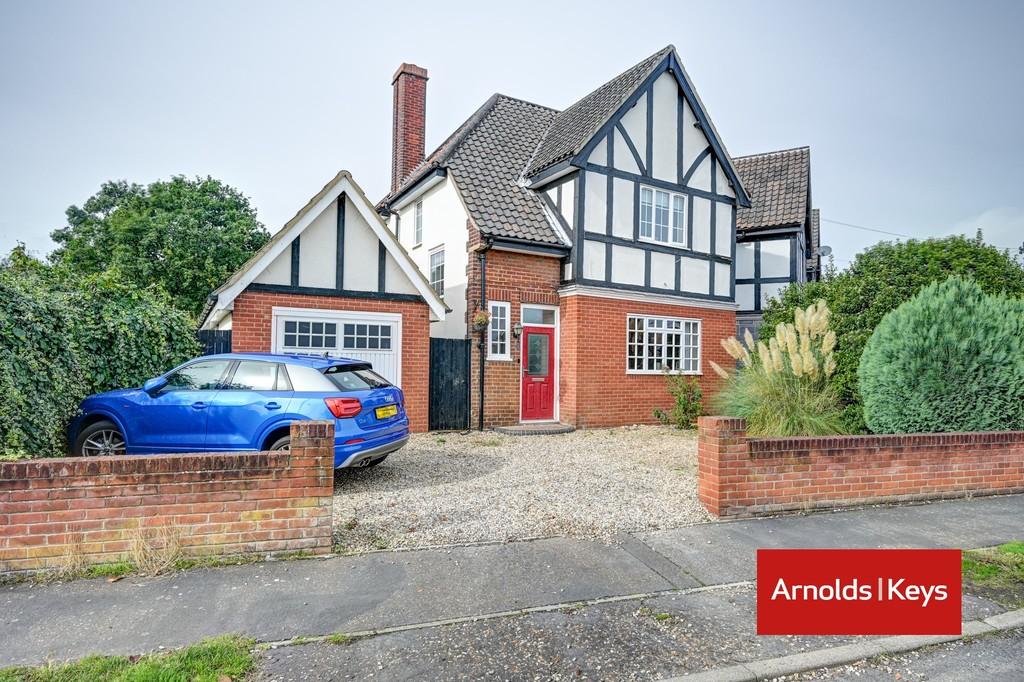 Thorpe St Andrew, Norwich NR7 3 bed semidetached house £425,000