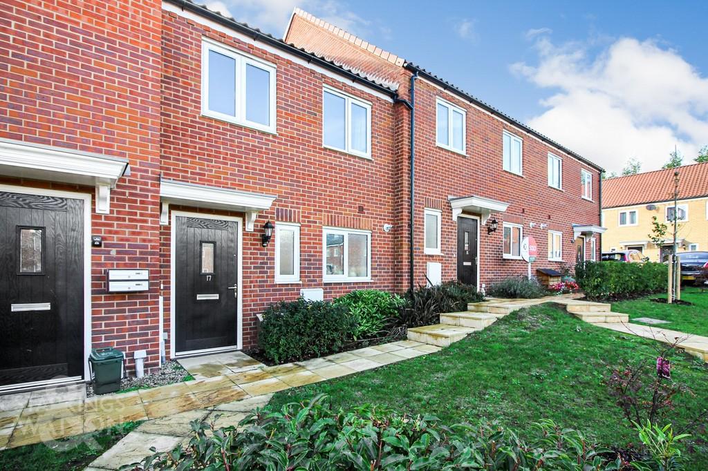 Shreeve Road, Blofield, Norwich 2 bed terraced house for sale £117,000