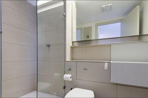 2 bedroom flat to rent, Seacon Tower, South Quay, London, London, E14 3TS