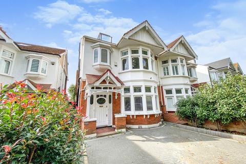 4 bedroom semi-detached house for sale - Emerson Road, ILFORD, IG1
