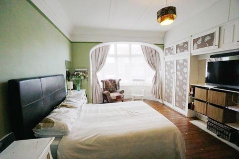 2 bedroom apartment to rent - ELM PARK ROAD, WINCHMORE HILL N21