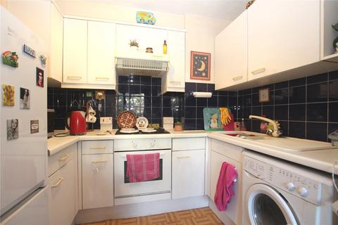 1 bedroom apartment for sale, Napier Court West, Gordon Place, Southend-on-Sea, Essex, SS1