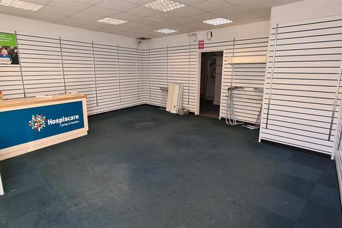 Property to rent - High Street, Honiton