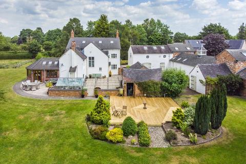 5 bedroom equestrian property for sale - Wybunbury Lane, Nantwich, Cheshire, CW5