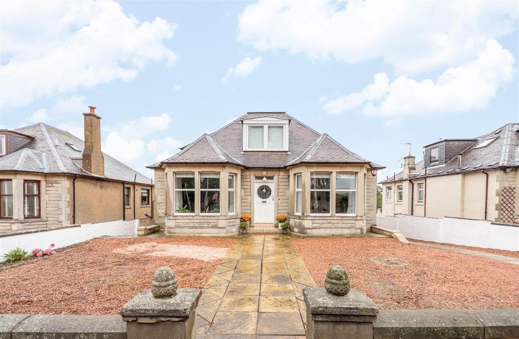 176 Halbeath Road, Dunfermline, KY11 4LB 4 bed detached house £360,000