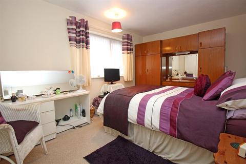 50 Brunel Road, Stevenage, SG2 0AB
