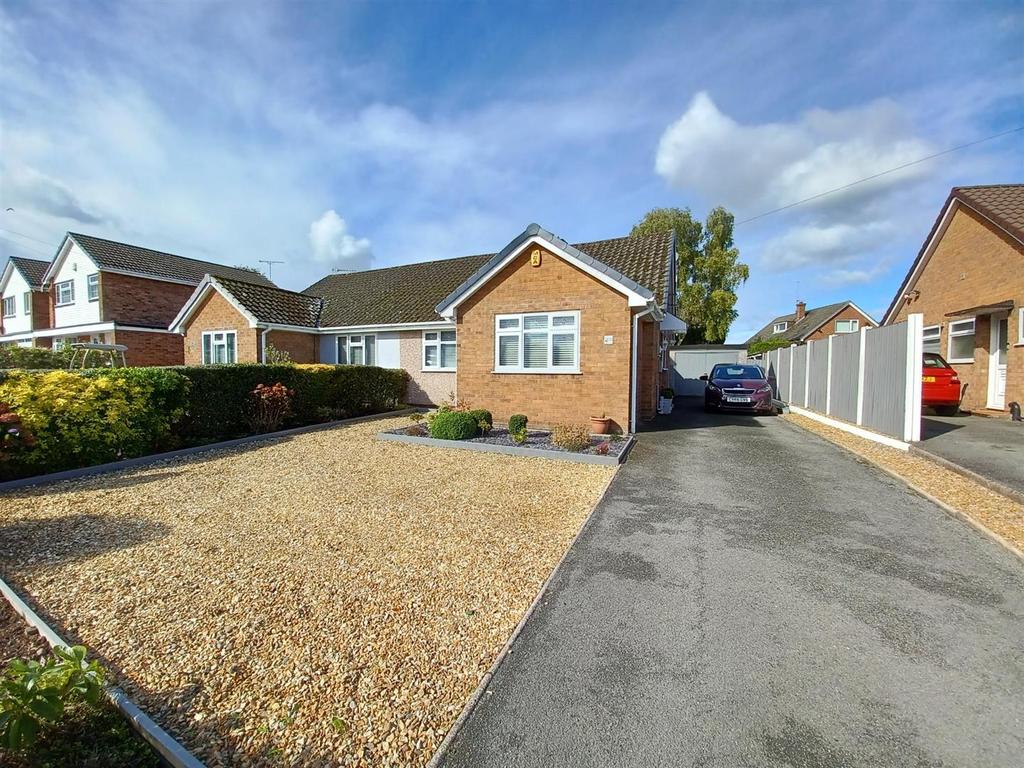 Borras Park Road, Wrexham 2 bed semidetached bungalow for sale £240,000