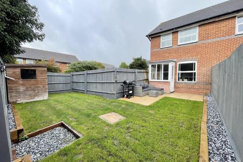 2 bedroom end of terrace house for sale - Whitewell Close, Barnwood, Gloucester
