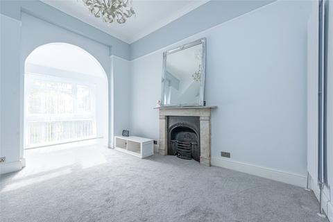 2 bedroom apartment to rent - Victoria Road, London, NW6