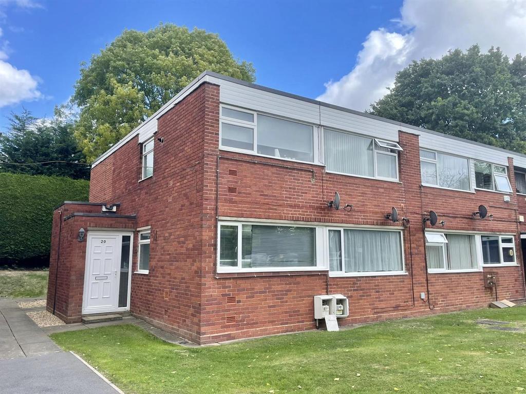 Garrick Close, Coventry 2 bed flat £700 pcm (£162 pw)