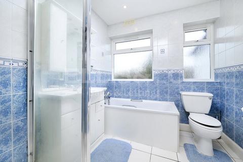 21 Aldridge Avenue, Edgware, HA8 8TA