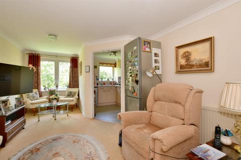 2 bedroom flat for sale - Hadlow Road, Tonbridge, Kent