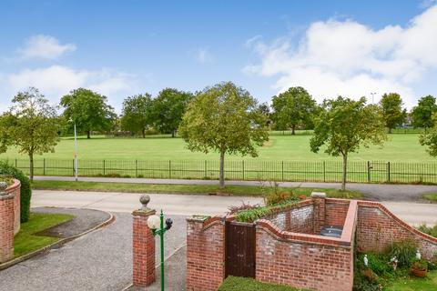 2 bedroom maisonette for sale - Princes Road, Maldon, Essex, CM9